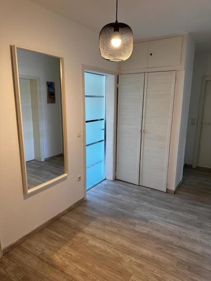 A&V Apartments Wunderschoene Rheinblick Wohnung Zum Entspannen Apt Ela Duisburg Luaran gambar